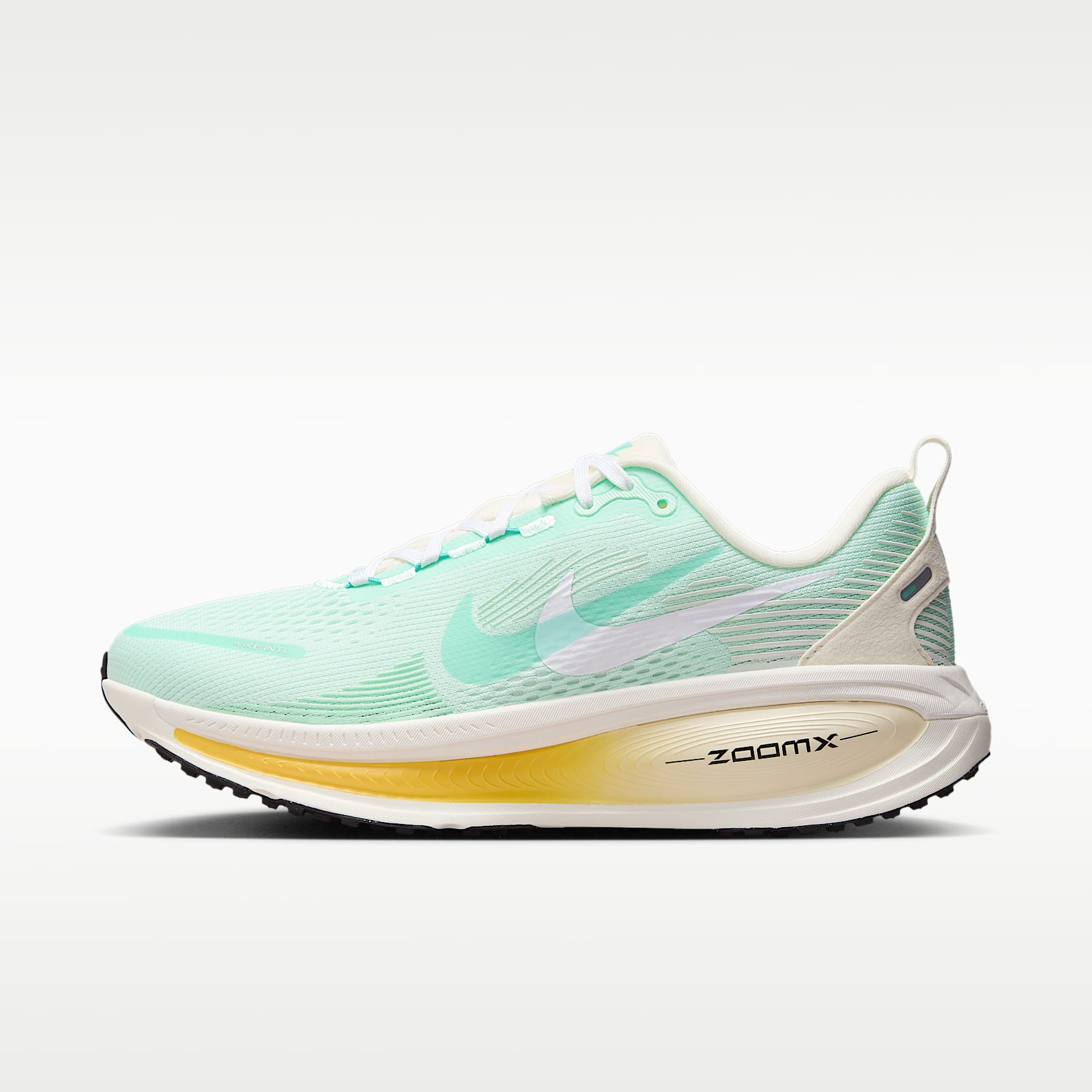 Nike Vomero 18 Women's Road Running Shoes. Nike SG
